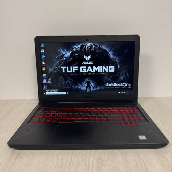 Игровой ноутбук Б-класс Asus TUF Gaming FX504GM / 15.6" (1920x1080) IPS / Intel Core i5-8300H (4 (8) ядра по 2.3 - 4.0 GHz) / 8 GB DDR4 / 256 GB SSD / nVidia GeForce GTX 1060, 3 GB GDDR5, 192-bit / WebCam б/у | Зображення 1