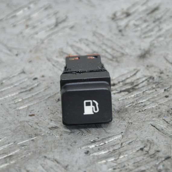 Кнопка відкривання лючка бензобака Citroen C4 Picasso 2006-2013 Кнопка лючка паливного бака Сітроен 96530658XT