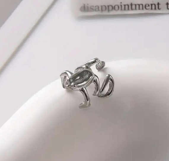 Стильна каффа з жабкою, каффа жабка, сережки, кафа з жабкою, кафа жабка, кафа жаба, каффа жаба, кафа з жабою, каффа з жабою | Зображення 3
