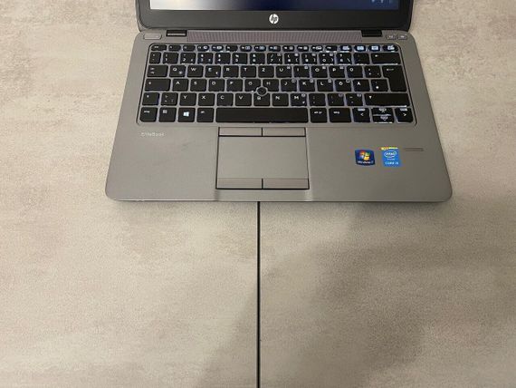 Нетбук HP ProBook 820 G2 / 12.5" (1366x768) TN / Intel Core i5-5200U (2 (4) ядра по 2.2 - 2.7 GHz) / 8 GB DDR3 / 240 GB SSD / Intel HD Graphics 5500 / Fingerprint б/у + Подарок Проводная мышь / USB | Зображення 3