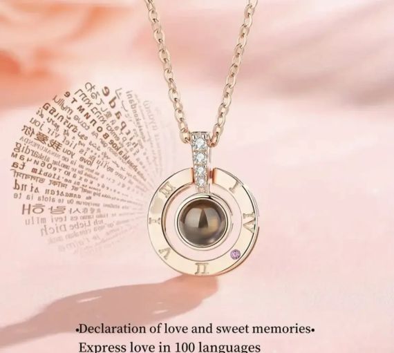 New Кулон подвеска с проекцией I love you Я тебя люблю на 100 языках мира в форме сердца | Зображення 4