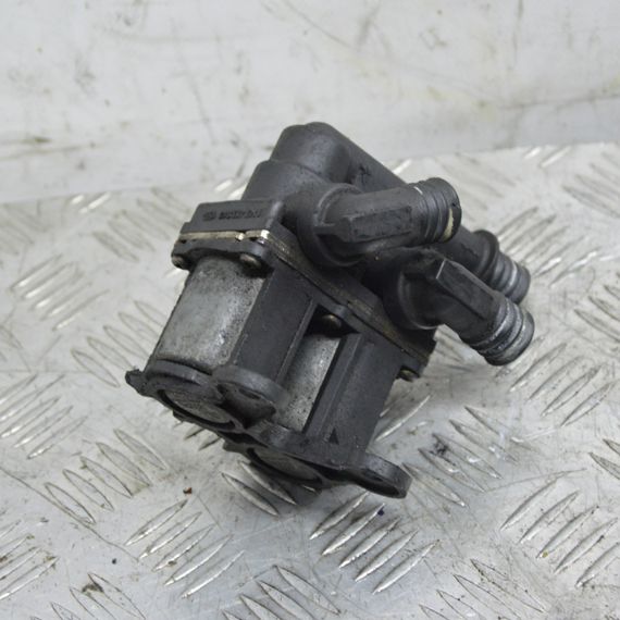 Кран пічки BMW E23 E32 E31 E34 Клапан обігрівача БМВ е23 е32 е31 е34 1147412042 8391417 | Зображення 1