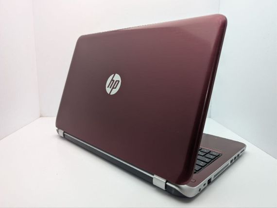 Ноутбук HP Pavilion 15 / 15.6" (1366x768) TN / Intel Core i3-4005U (2 (4) ядра по 1.7 GHz) / 8 GB DDR3 / 240 GB SSD / AMD Radeon HD 8670M, 1 GB GDDR3, 64-bit / WebCam / DVD-ROM б/в | Зображення 7