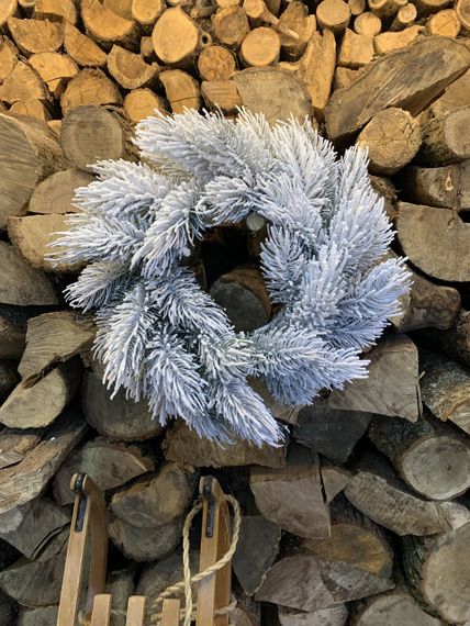 Вінок хвойний Сосна литий d-60 см засніжений | Зображення 8