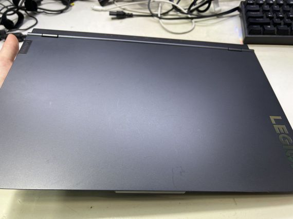 Ігровий ноутбук Lenovo Legion 5 15ARH05H / 15.6" (1920x1080) IPS / AMD Ryzen 7 4800H (8 (16) ядер по 2.9 - 4.2 GHz) / 32 GB DDR4 / 960 GB SSD / nVidia GeForce GTX 1660 Ti, 6 GB GDDR6, 192-bit / WebCam б/в + Подарунок Бездротова миша HOCO GM28 | Зображення 5
