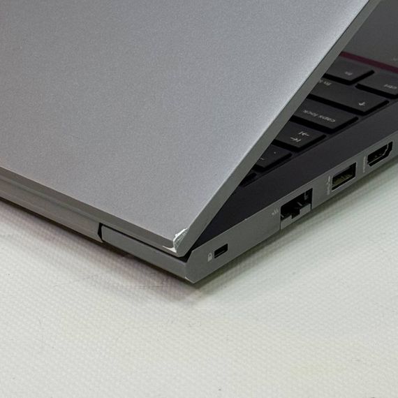 Мобільна робоча станція Б-класу HP ZBook Power G7 / 15,6" (1920x1080) IPS / Intel Core i5-10300H (4 (8) ядра по 2,5 - 4,5 ГГц) / 16 ГБ DDR4 / 512 ГБ SSD / Intel UHD Graphics / WebCam / Fingerprint / Windows 11 Pro б/в | Зображення 4