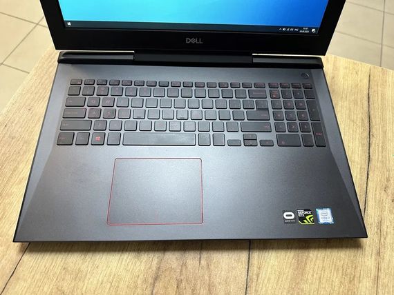 Ноутбук Dell 7577 15.6" FHD IPS i7 7700HQ/16Gb/SSD+HDD/GTX 1060 -6Gb  Б/В | Зображення 1