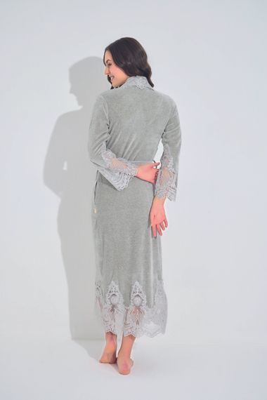 Женский халат Nusa 0383 длинный, велюровый с кружевом, серый M | Зображення 6