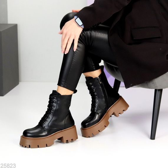 Молодіжні чорні шкіряні зимові черевики берці на масивній підошві карамель | Зображення 5