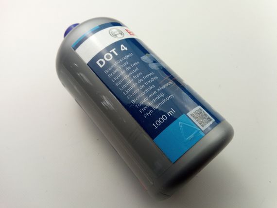Гальмівна рідина BOSCH DOT-4 1 л (1987479107) | Зображення 2