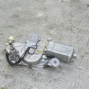 Моторчик склоочисника заднього скла Mazda 5 2005-2010 Мотор заднього двірника Мазда 5 C23567450