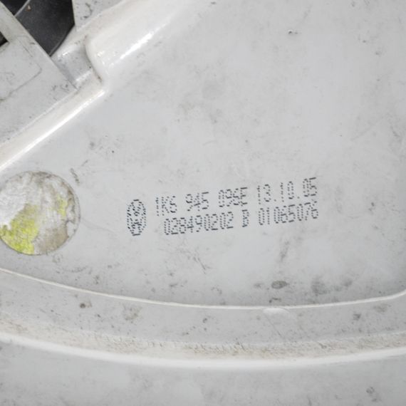 Ліхтар задній правий VW Volkswagen Golf V фара зад Фольксваген Гольф 5 хетчбек стоп 1K6945096AA 1K6945096E | Зображення 5