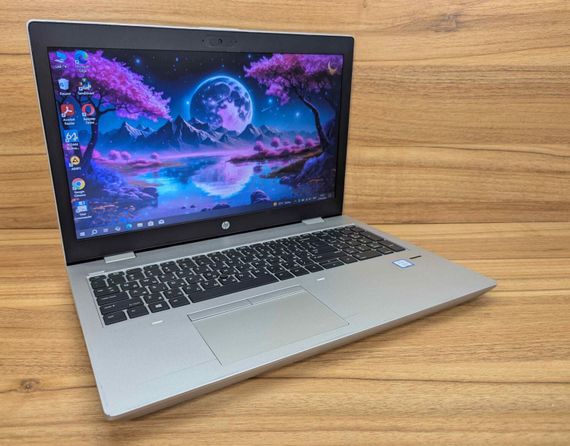 Ноутбук HP ProBook 650 G4 / 15.6" (1920x1080) IPS / Intel Core i5-8250U (4 (8) ядра по 1.6 - 3.4 GHz) / 8 GB DDR4 / 256 GB SSD / Intel UHD Graphics 620 / WebCam / Fingerprint / Windows 10 б/у + Подарок Беспроводная мышь / USB | Зображення 3