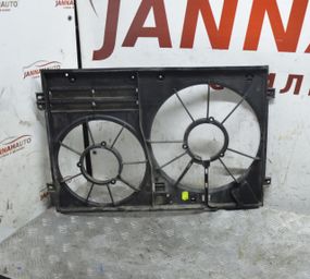 Дифузор вентилятора радіатора Seat Altea Ibiza Leon Toledo 2004-2015 Корпус вентилятора Сеат 1K0121205AD