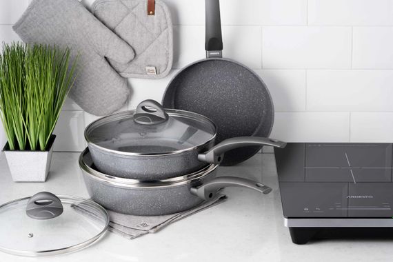 Сковорода ARDESTO глибока з кришкою Gemini Gourmet Apulia, 26см, алюміній, сірий (AR2426GGL) | Зображення 1