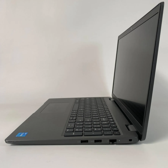 Ультрабук Dell Latitude 3540 / 15.6" (1920x1080) IPS / Intel Core i3-1215U (6 (8) ядер по 3.3 - 4.4 GHz) / 16 GB DDR4 / 256 GB SSD / Intel UHD Graphics / WebCam / HDMI б/у + Подарок Беспроводная мышь USB | Зображення 4