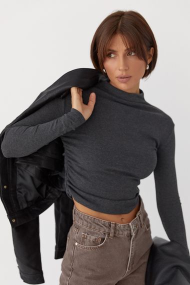 Жіноча однотонна водолазка з драпіруванням - темно-сірий цвет, M (є розміри) | Зображення 4