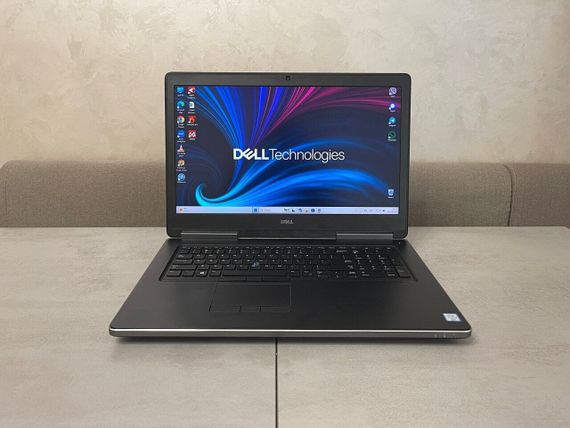 Мобильная рабочая станция Dell Precision 7710 / 17.3" (3840x2160) IPS / Intel Core i7-6820HQ (4 (8) ядра по 2.7 - 3.6 GHz) / 16 GB DDR4 / 480 GB SSD / nVidia Quadro M3000M, 4 GB GDDR5, 256-bit / WebCam б/у + Подарок Проводная мышь / USB | Зображення 1