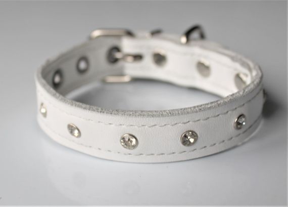 Кожаный ошейник со стразами "Lockdog" белый