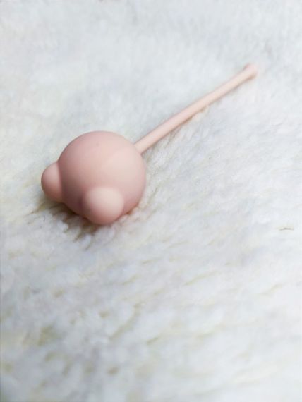 Вагінальна кулька Loveshop 2,7 см тілесна | Зображення 1