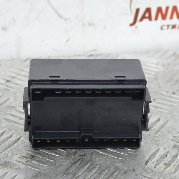 Реле блоку управління Mitsubishi Grandis 2003-2011 Модуль контролер Мітсубісі Грандіс MR587816