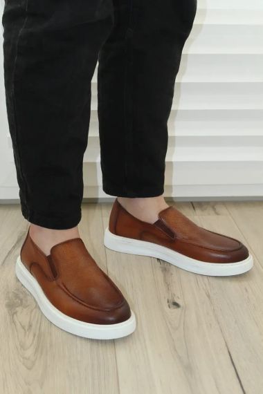 Світлі чоловічі туфлі на білій підошві Luciano 44 розмір | Зображення 2