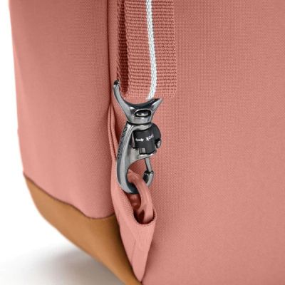 Рюкзак туристический Pacsafe GO 15L backpack рожевий (35110340) | Зображення 6
