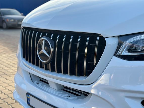 Передня решітка Panamericana GT Chrome Premium V1 Без рамки для Mercedes Sprinter W907/W910 2018- рр | Зображення 1