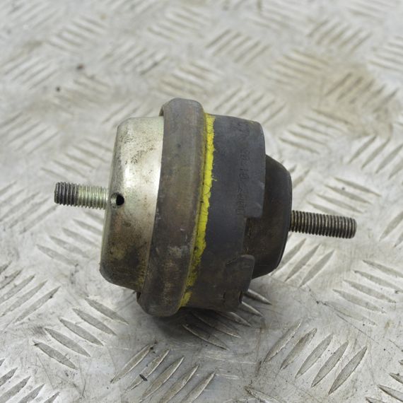 Подушка двигуна 1.9 TD Peugeot 406 1996-2004 Лапа опора двигуна Пежо 406 96241797 | Зображення 1