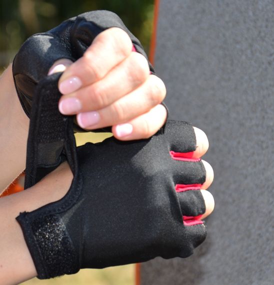 Рукавички для фітнесу MadMax MFG-251 Rainbow Rubine Red L | Зображення 9