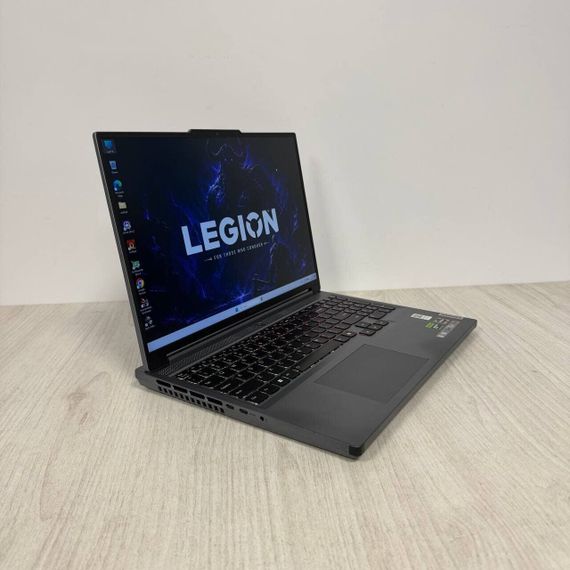 Игровой ноутбук Б-класс Lenovo Legion Slim 5 16ARP9 / 16" (2560x1600) IPS / AMD Ryzen 7 7435HS (8 (16) ядер по 3.1 - 4.5 GHz) / 16 GB DDR5 / 512 GB SSD / nVidia GeForce RTX 4070, 8 GB GDDR6, 128-bit / WebCam б/у | Зображення 3