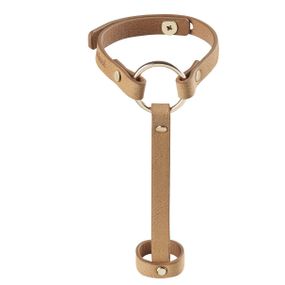 Пара браслетов на запястье и палец Bijoux Indiscrets MAZE Hand Bracelet Harness Brown, экокожа Sex Aura