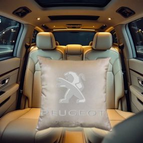 Авто Подушка з вишивкою логотипу марки пежо Peugeot бежевий автомобілісту 00168