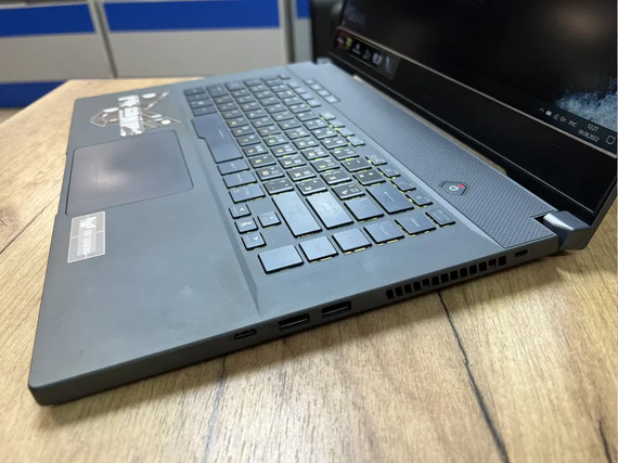 Ноутбук Asus GU502L 15.6" FHD IPS 144Hz i7 10750H/16Gb/256Gb SSD/GTX 1660Ti | Зображення 2