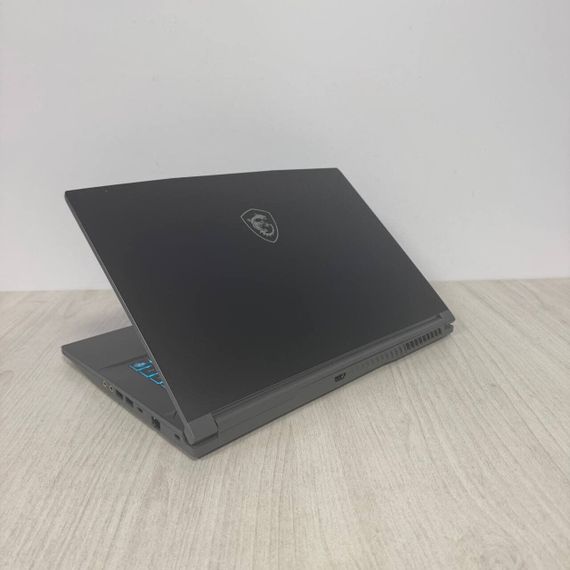 Игровой ноутбук MSI Thin 15 B13vf / 15.6" (1920x1080) IPS / Intel Core i5-13420H (8 (12) ядер по 3.4 - 4.6 GHz) / 16 GB DDR5 / 512 GB SSD / nVidia GeForce RTX 4060, 8 GB GDDR6, 128-bit / WebCam б/у | Зображення 6