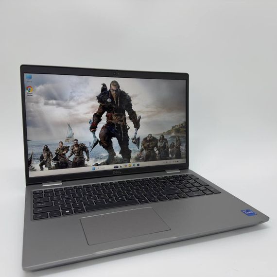 Мобільна робоча станція Dell Precision 3561 / 15.6" (1920x1080) IPS / Intel Core i7-11850H (8 (16) ядра по 2.5 - 4.8 GHz) / 16 GB DDR4 / 512 GB SSD / nVidia Quadro T600, 4 GB GDDR6, 128-bit / WebCam б/в + Подарунок  Мишка та килимок | Зображення 1