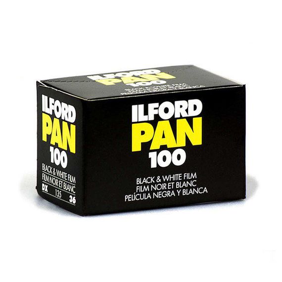 Фотоплівка чорно - біла ILFORD PAN 100 135-36
