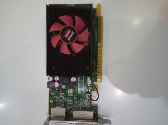 Дискретная видеокарта AMD Radeon R5 340X, 2 GB DDR3, 64-bit / 1x DVI, 1x DisplayPort / Для корпусов форм-фактора Tower б/у | Зображення 3