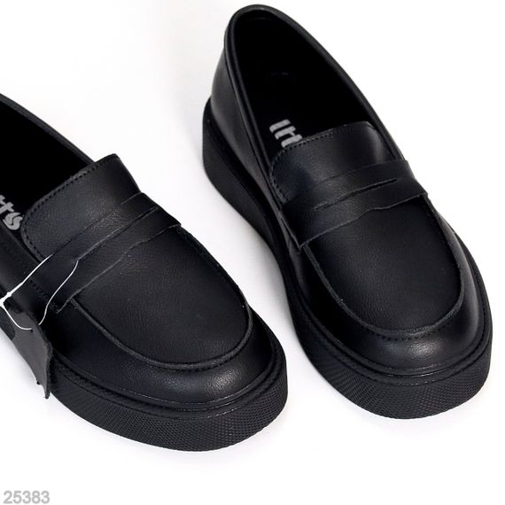 Актуальные черные кожаные лоферы на утолщенной подошве | Зображення 3