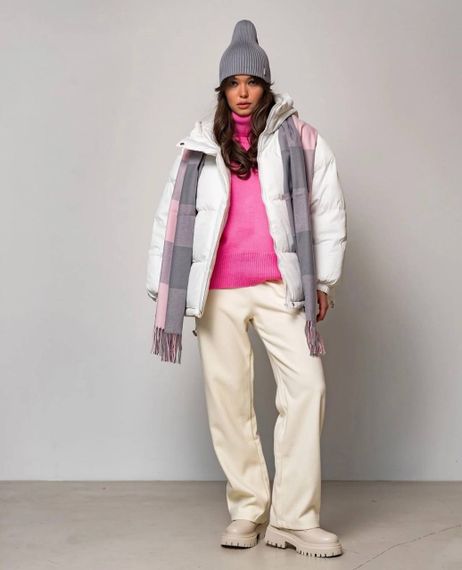 Тепла куртка жіноча дута з капюшоном на синтепоні розмір 42/48 колір білий  pp007 | Зображення 1