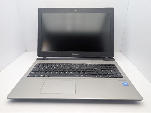 Ноутбук Medion Akoya E6429 / 15.6" (1366x768) TN / Intel Celeron 3855U (2 ядра по 1.6 GHz) / 8 GB DDR4 / 128 GB SSD / Intel HD Graphics 510 / WebCam / DVD-ROM б/у | Зображення 2