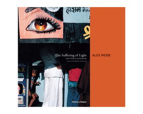 Книга найкращі фотографи світу Алекс Вебб The Suffering of Light: Thirty Years of Photographs by Alex Webb