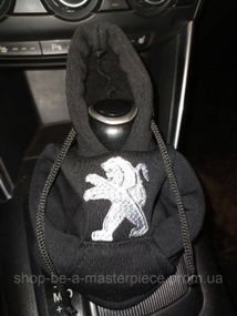 Чехол кофта Худи аксессуар на КПП Car Hoodie Peugeot Пежо черный подарок автомобилисту 10070