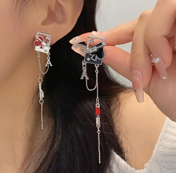 Сережки з гральними картами, сережки з камінцями, сережки карти, сережки з картами, сережки гральні карти, сережки з камінчиками | Зображення 1
