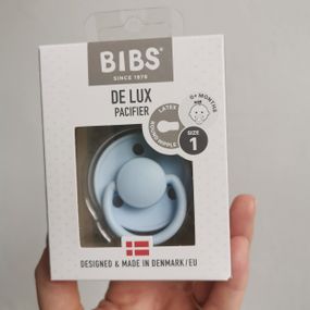 Соска пустушка Bibs De Lux round 0-6 міс Latex Baby Blue