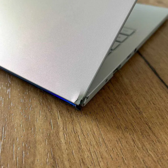 Ноутбук Samsung  White 15.6" FHD OLED i7 10510U 16Gb SSD 256Gb Б/В | Зображення 6