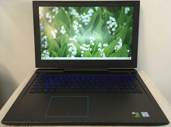 Ноутбук DELL G7 7588|15,6"IPS/i7-8750H/8GB/GTX-1060 6GB M-Q/256 GB SSD+500 HDD Б/В