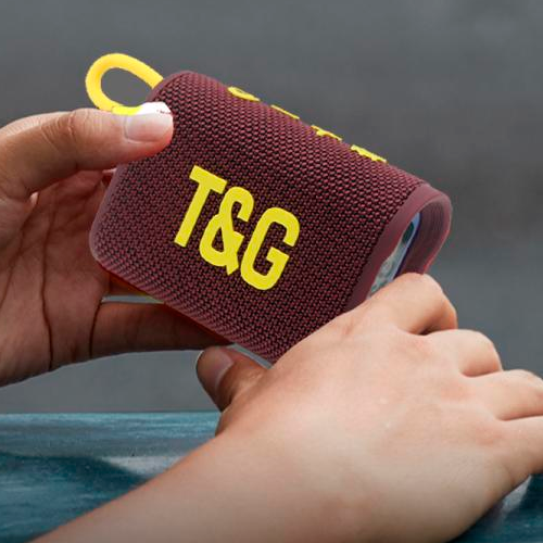 Портативна Bluetooth колонка TG396 з RGB підсвічуванням і функцією гучного зв'язку, радіо, бордова | Зображення 1