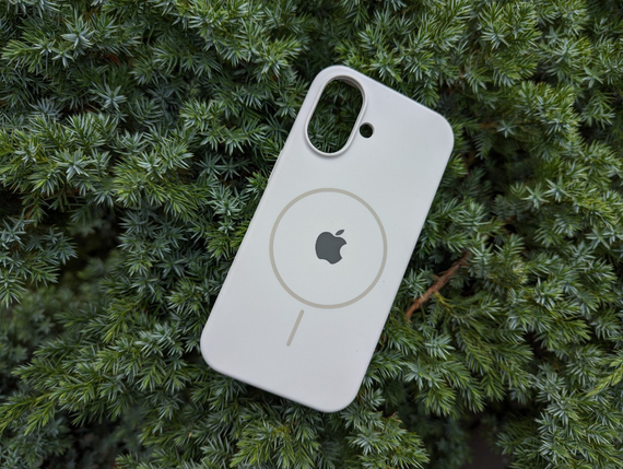 Чохол Iphone 16 MagSafe Софт Тач м'який Протиударний білий