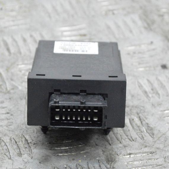 Блок керування центральним замком Peugeot 807 2008-2012 Модуль дверей Пежо 807 1400043980 | Зображення 1